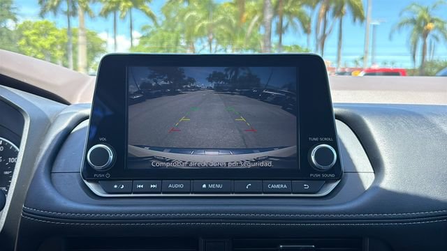 Used 2023 Nissan Rogue SV FWD image 24