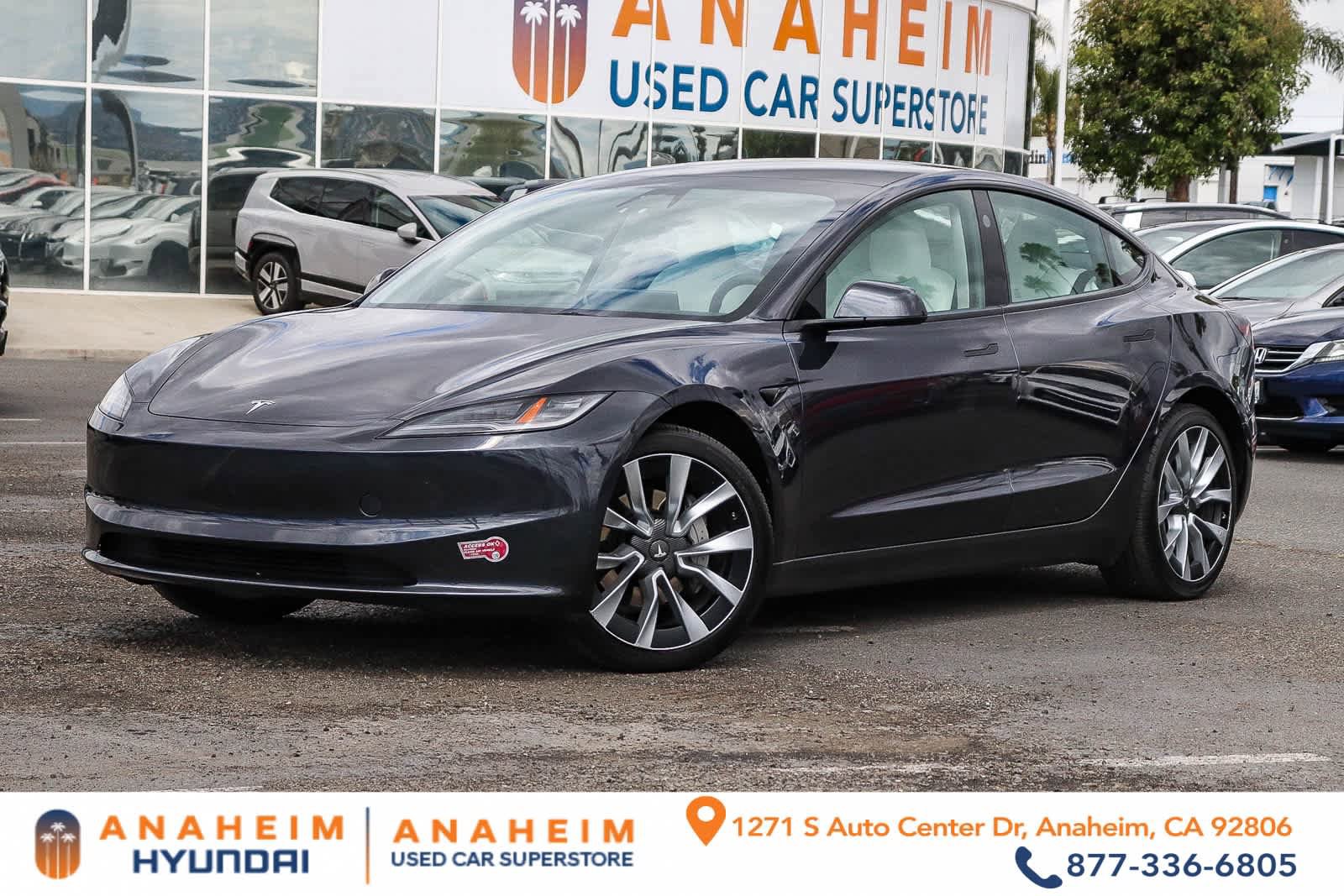 Used 2024 Tesla Model 3 Standard Range RWD image 1