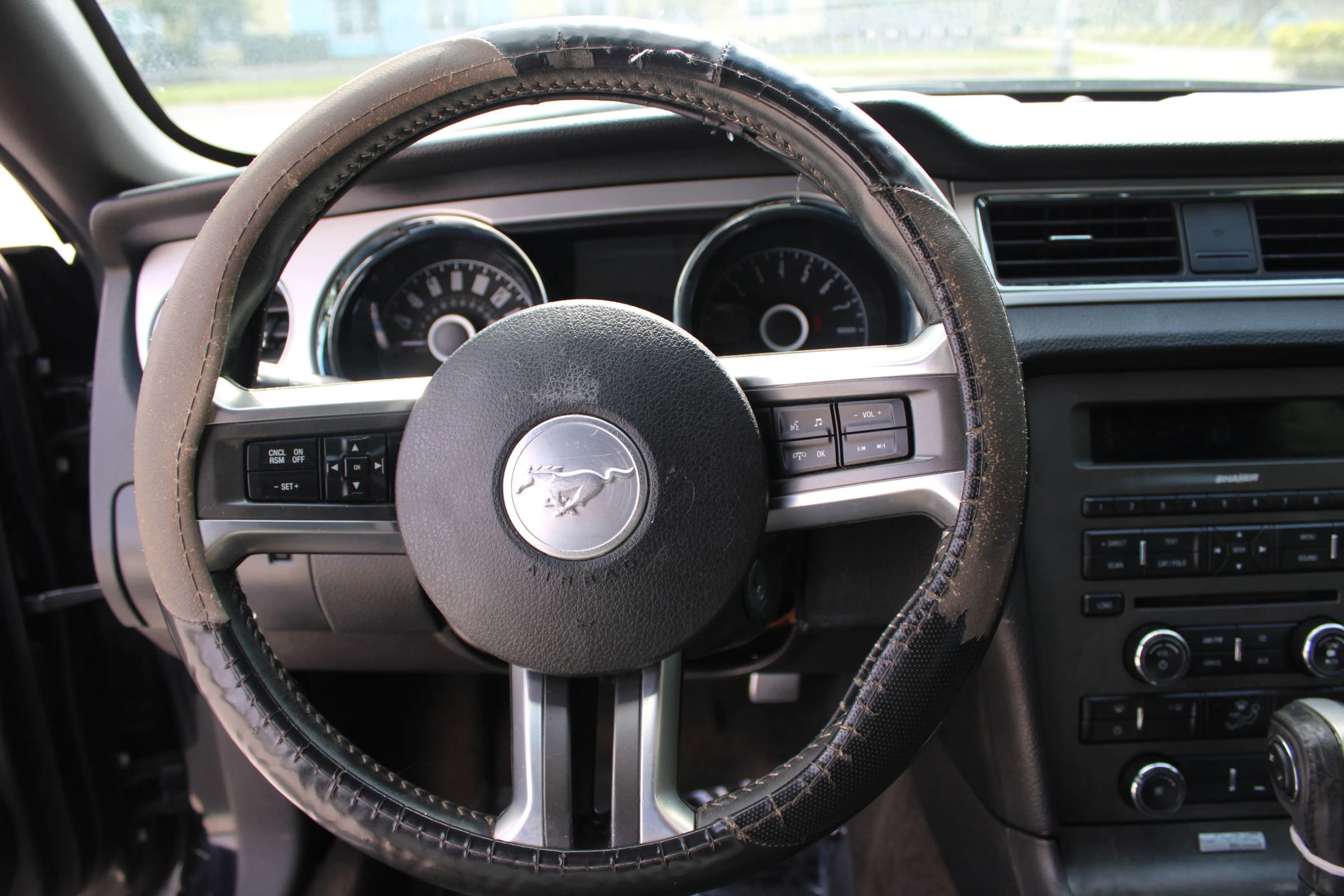 Used 2014 Ford Mustang Premium RWD image 14
