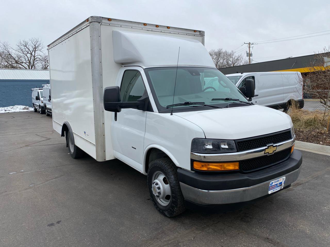 Used 2020 Chevrolet Express 3500 w/ Power Convenience Package image 3