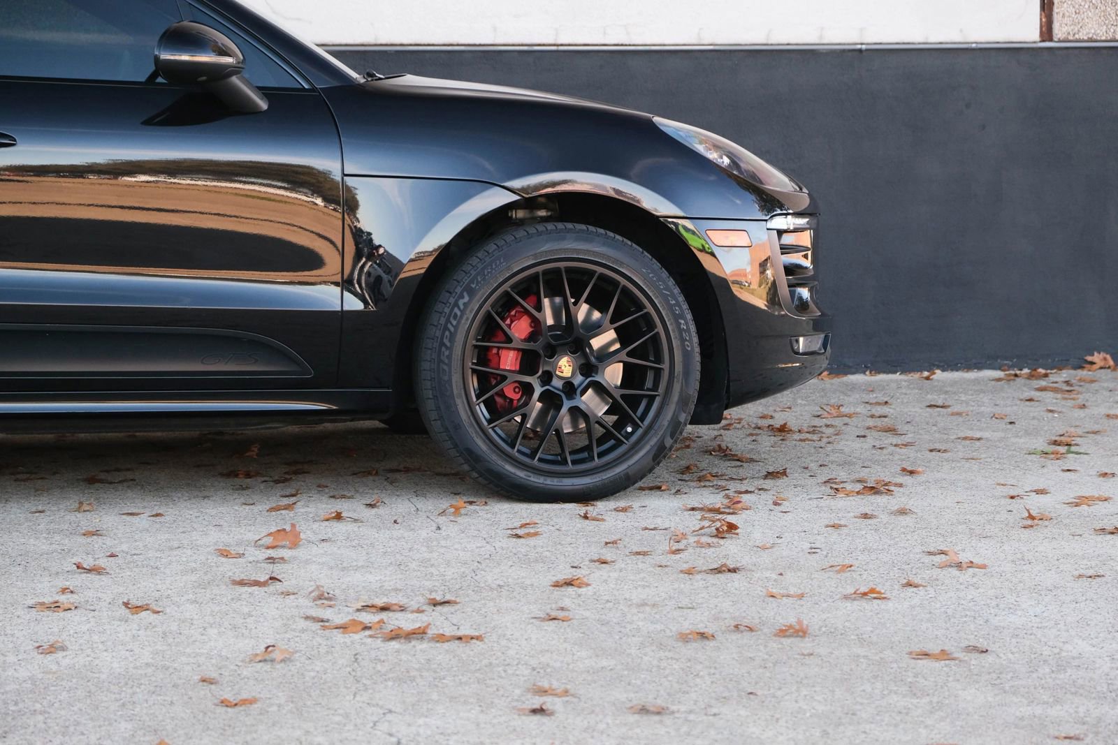 Used 2017 Porsche Macan GTS w/ Premium Package Plus image 13