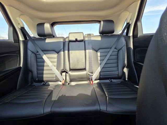 Used 2024 Ford Edge SEL w/ Convenience Package image 34