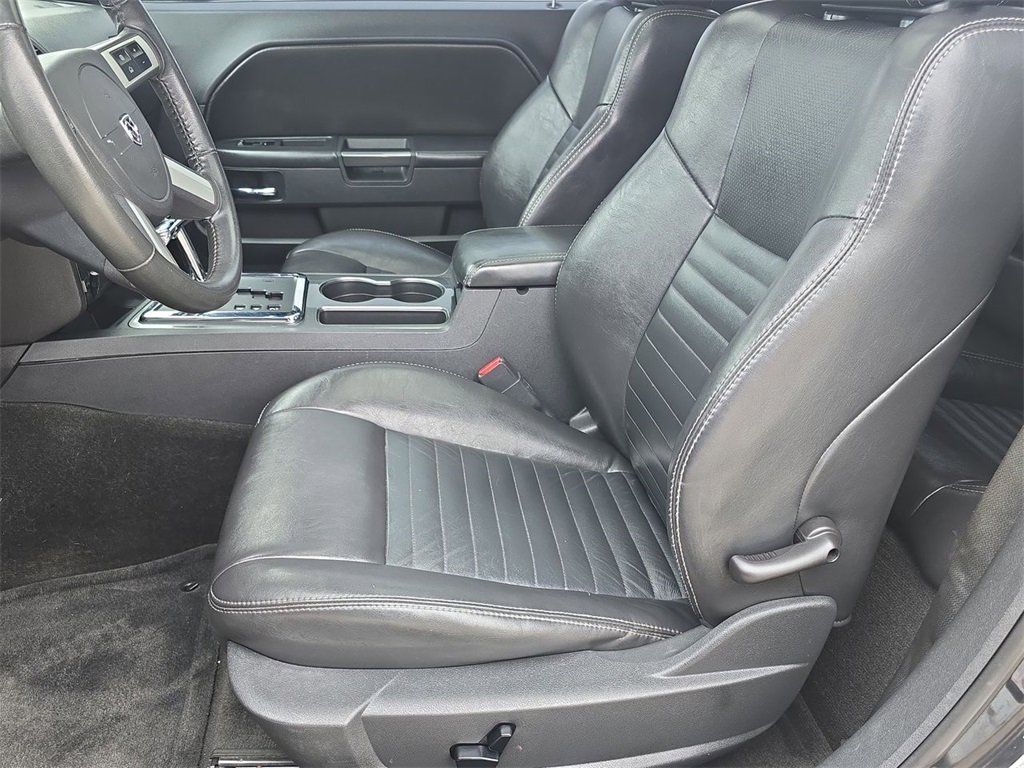 Used 2010 Dodge Challenger R/T image 20