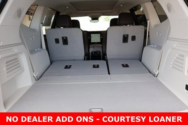 New 2026 GMC Acadia Denali w/ Super Cruise Package image 19