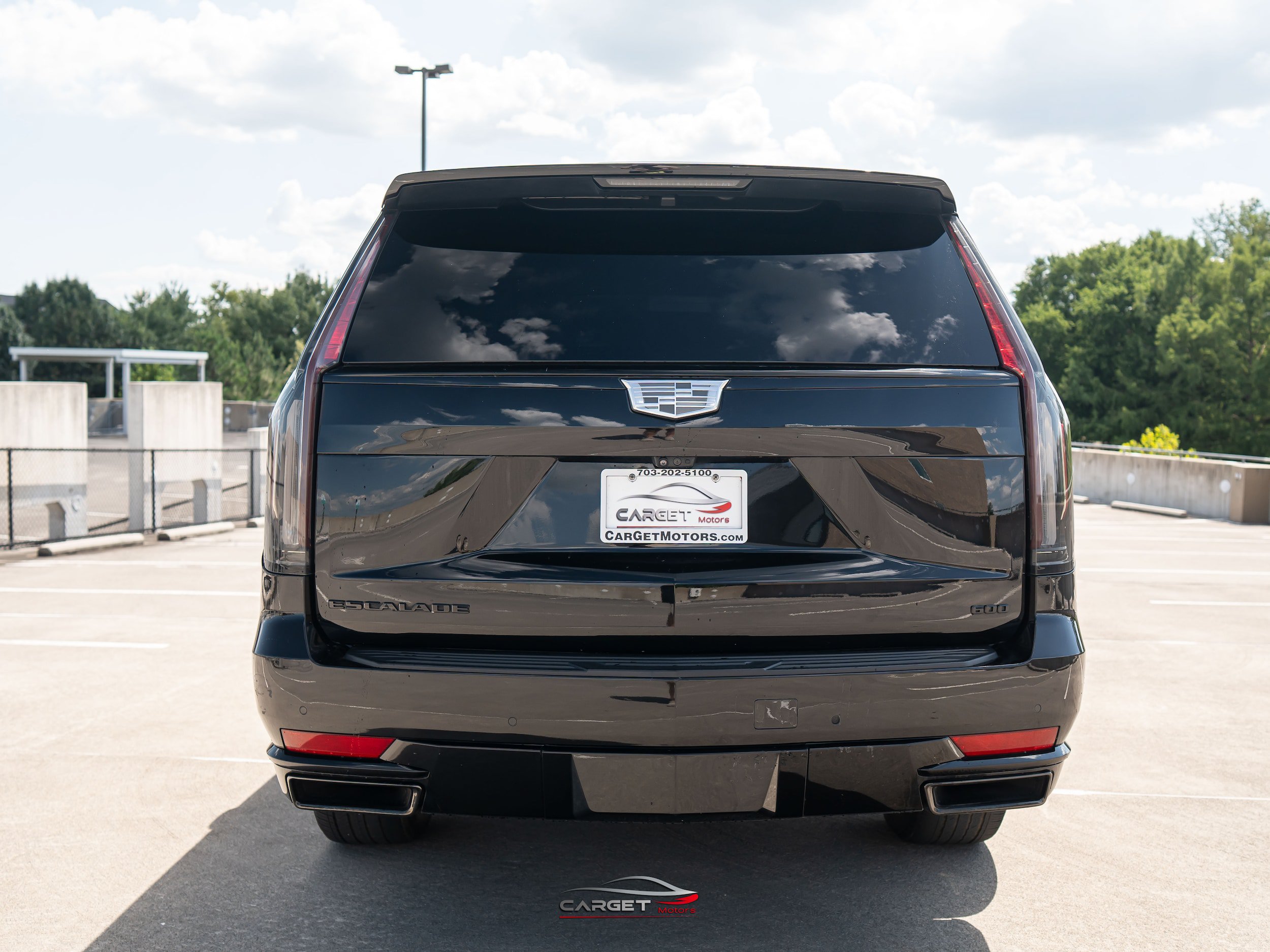 Used 2021 Cadillac Escalade ESV Sport Platinum AWD/4WD image 6
