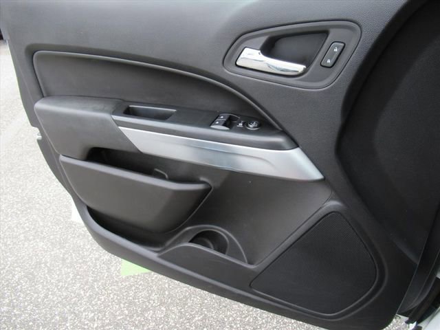 Used 2022 Chevrolet Colorado LT w/ Fleet Safety Package image 23