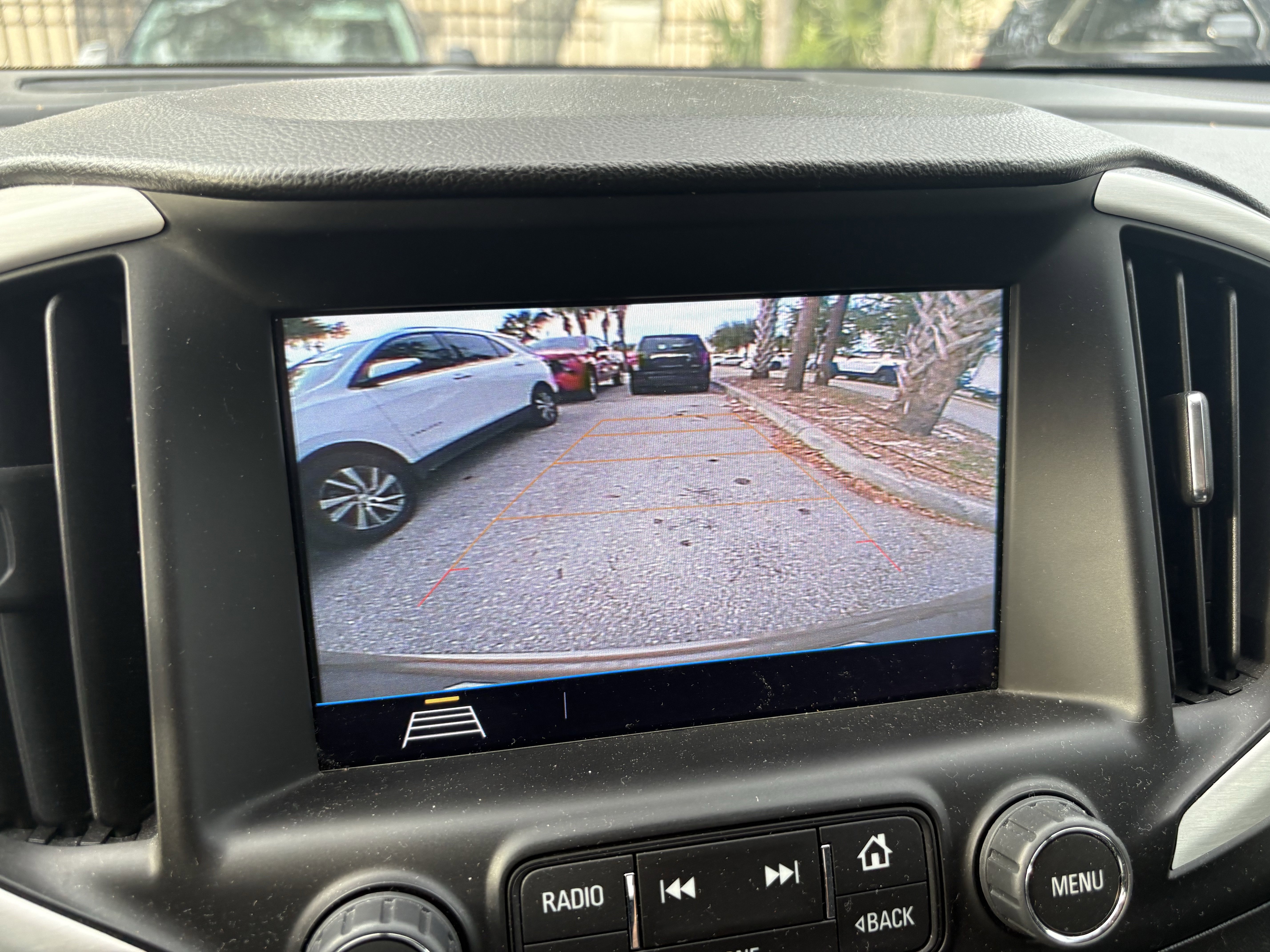 Used 2018 GMC Terrain SLE w/ Driver Convenience Package FWD image 12
