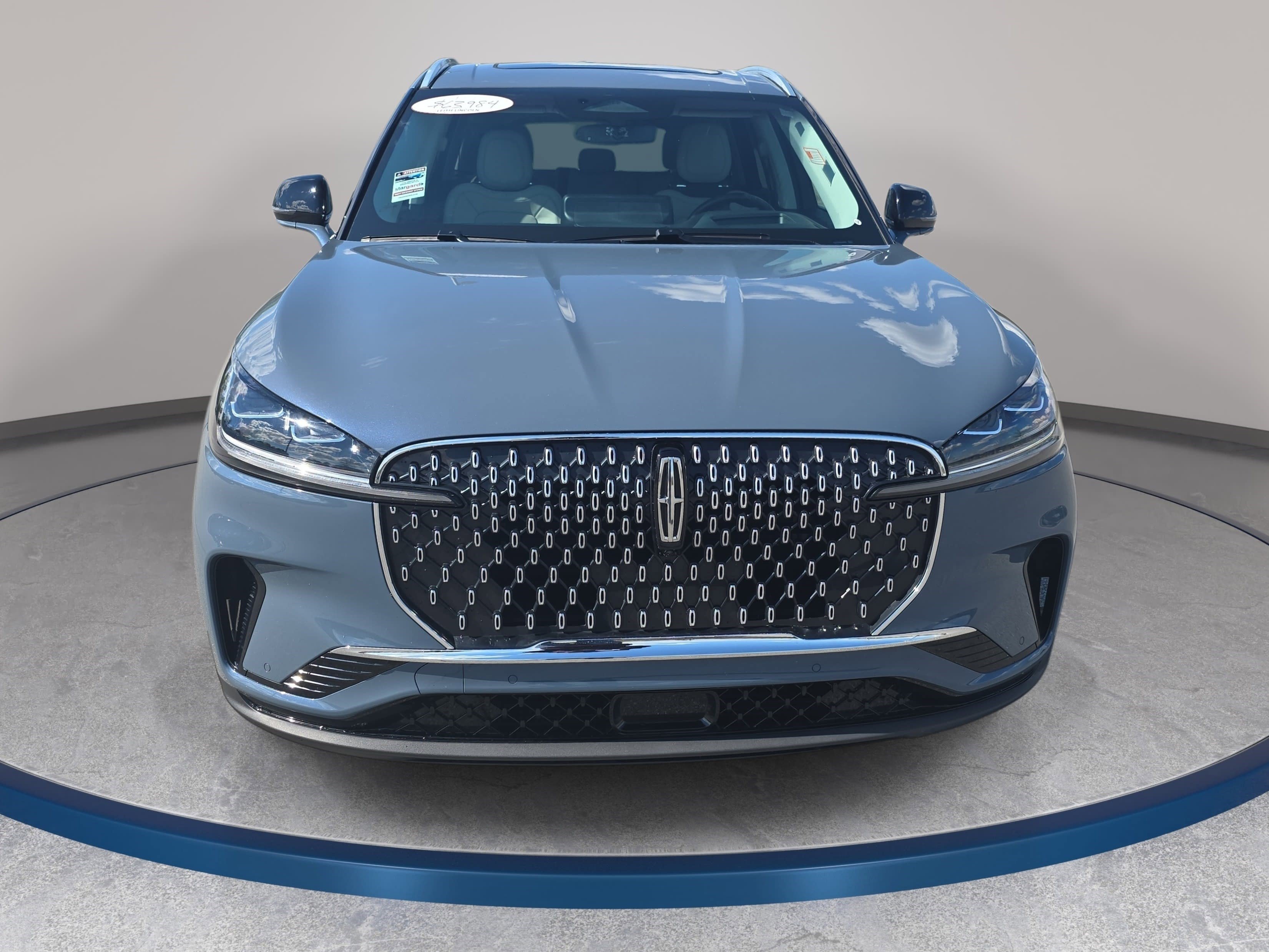 Certified 2025 Lincoln Aviator Reserve w/ Equipment Group 201A AWD/4WD image 2