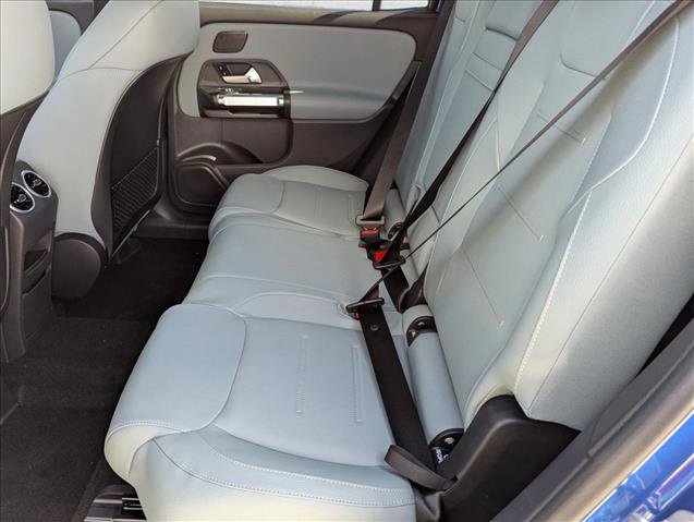 Used 2026 Mercedes-Benz GLB 250 image 15