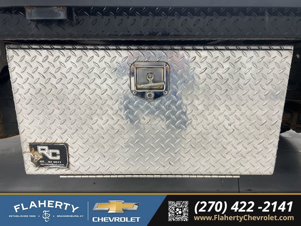 Used 2009 Chevrolet Silverado 3500 W/T w/ Snow Plow Prep Package image 17