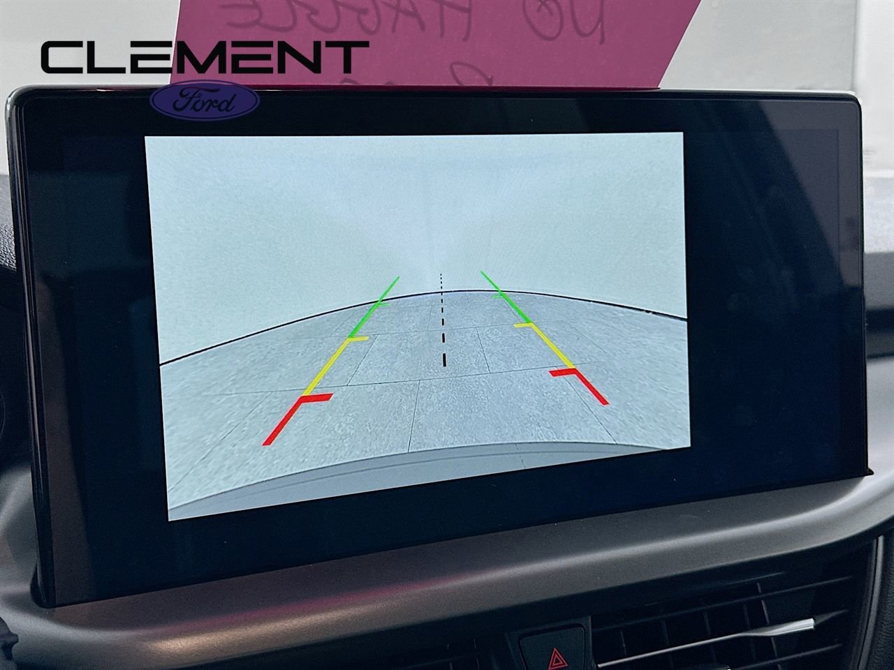 New 2025 Ford Escape SE image 19