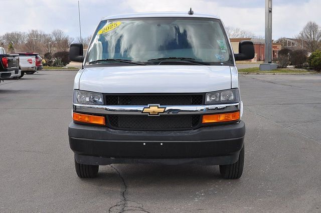 Used 2025 Chevrolet Express 2500 Extended w/ Driver Convenience Package image 8