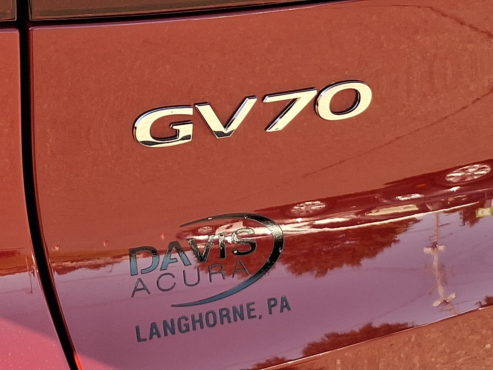 Used 2025 Genesis GV70 3.5T Sport w/ Sport Advanced Package AWD/4WD image 32