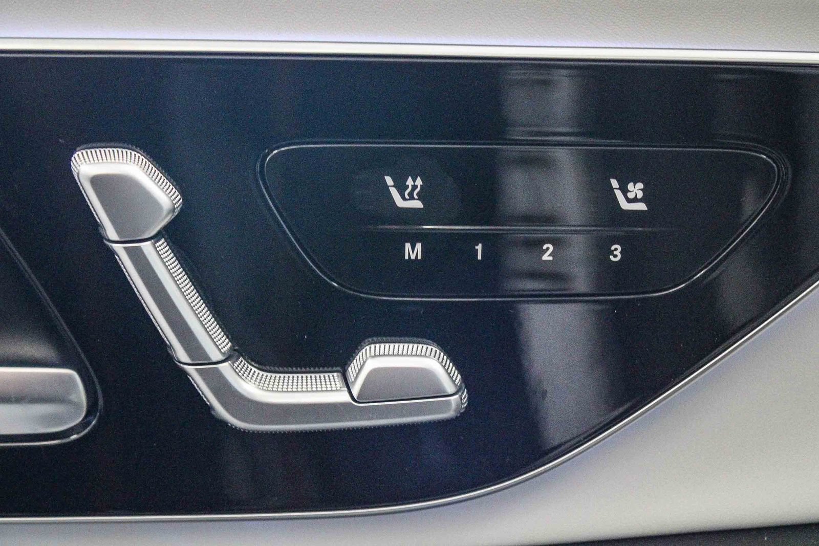 New 2026 Mercedes-Benz E 450 4MATIC All-Terrain Wagon image 19
