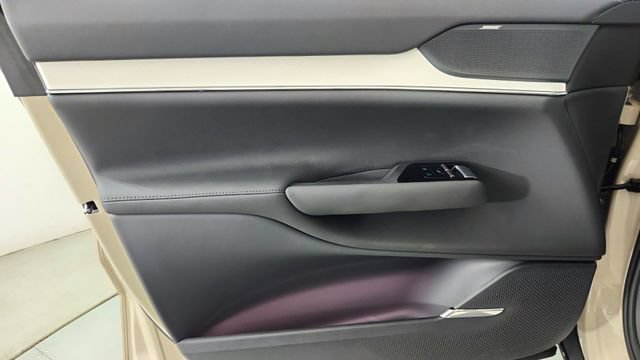 New 2026 Volvo EX90 Ultra AWD/4WD image 9