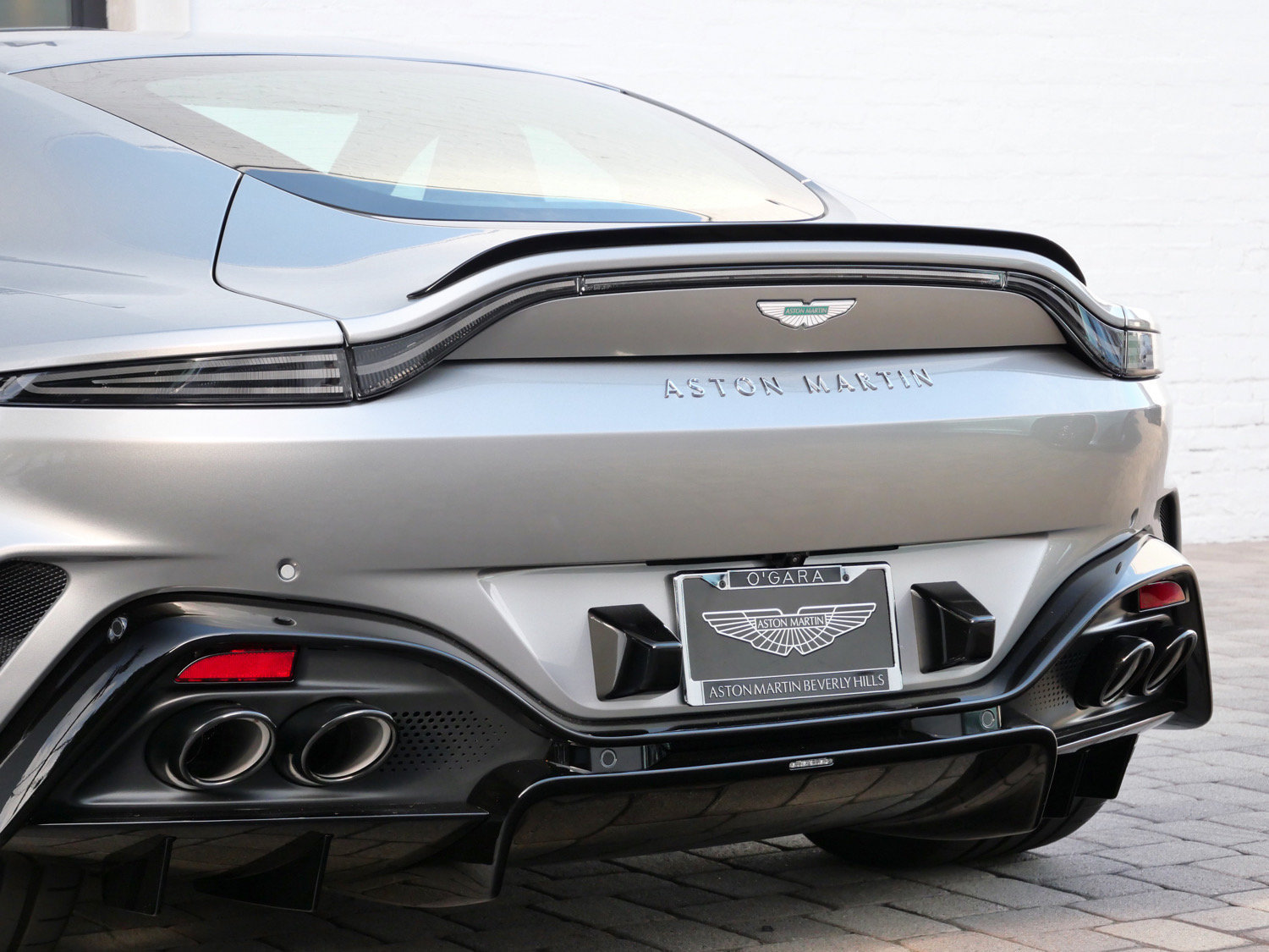 New 2026 Aston Martin V8 Vantage S RWD image 8