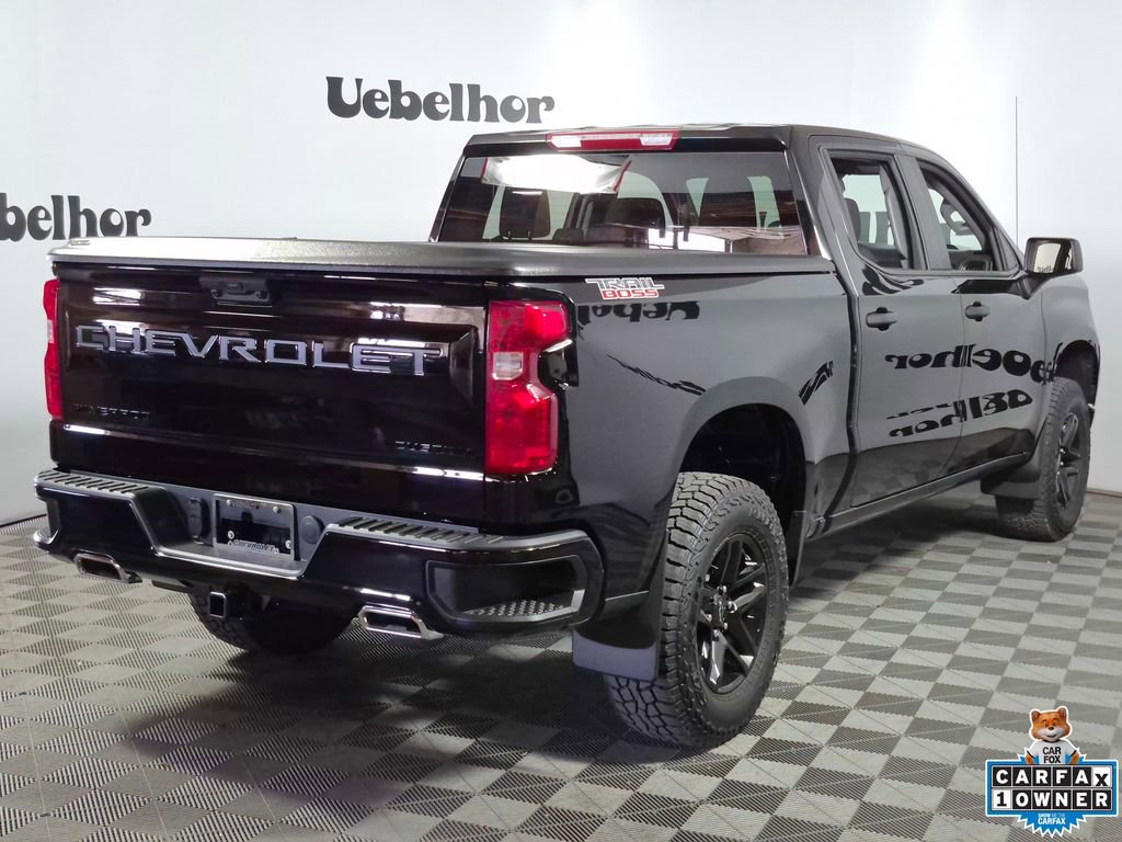 Certified 2025 Chevrolet Silverado 1500 Custom Trail Boss w/ LPO, Dark Essentials Package AWD/4WD image 7