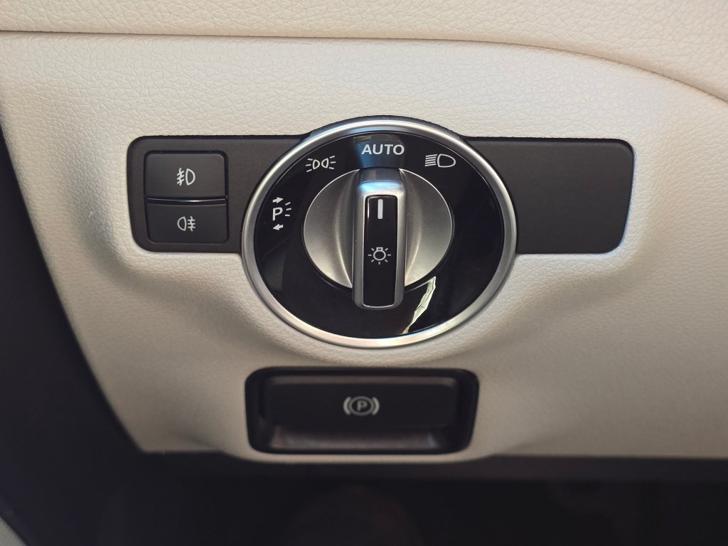 Used 2019 Mercedes-Benz GLA 250 image 39