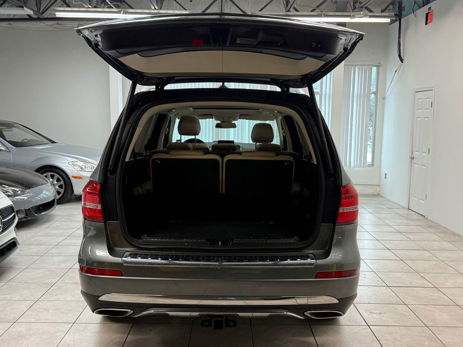 Used 2018 Mercedes-Benz GLS 450 4MATIC image 20