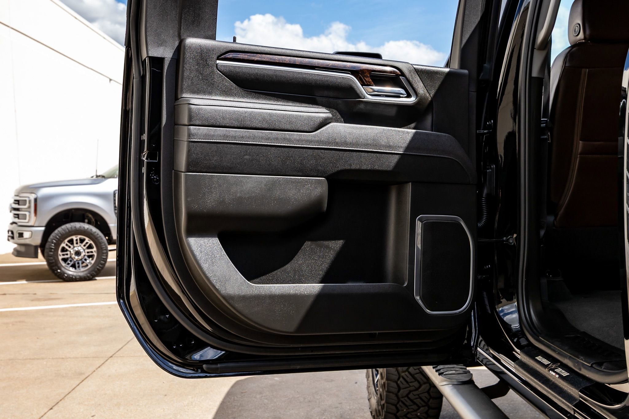 Used 2026 Chevrolet Silverado 2500 LT w/ Trail Boss Package image 37