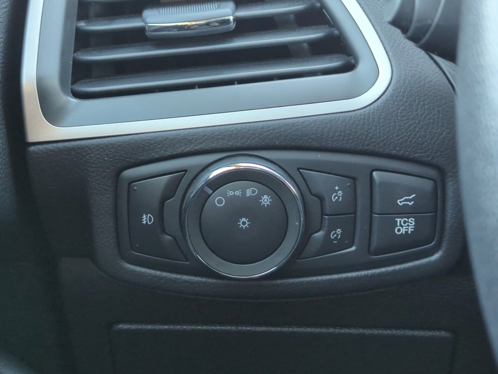 Used 2022 Ford Edge SEL w/ Convenience Package image 26