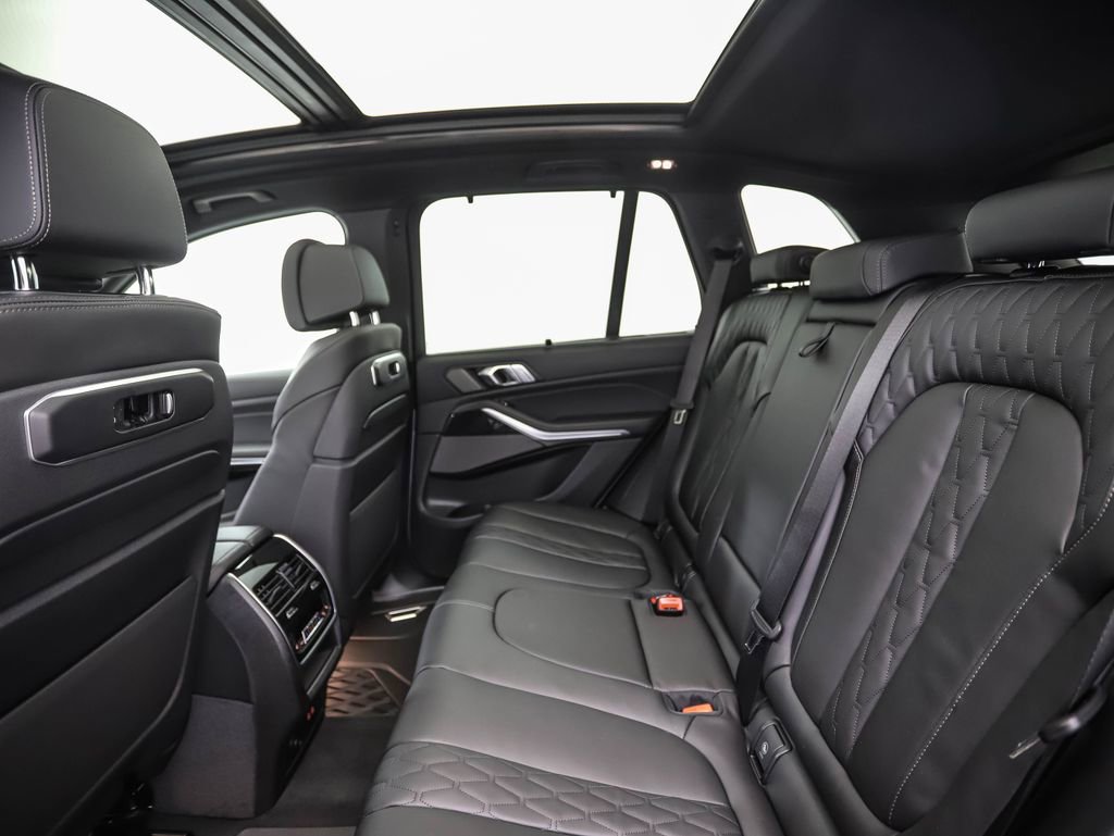 New 2026 BMW X5 xDrive50e w/ Executive Package image 22