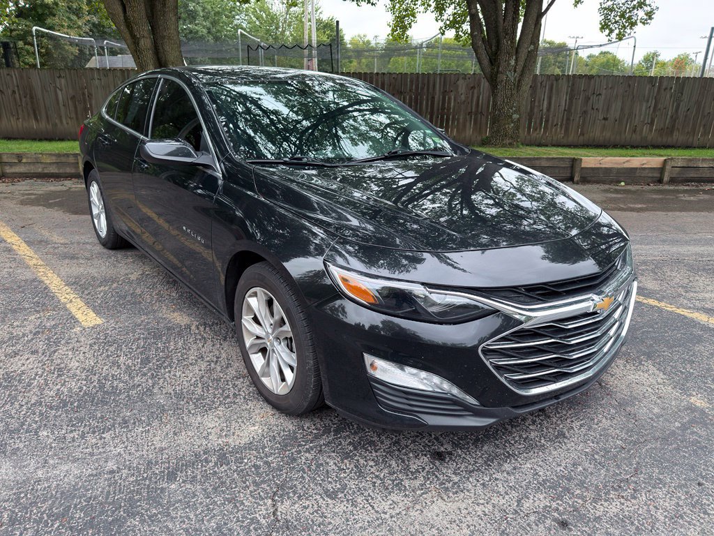 Used 2024 Chevrolet Malibu LT FWD image 2