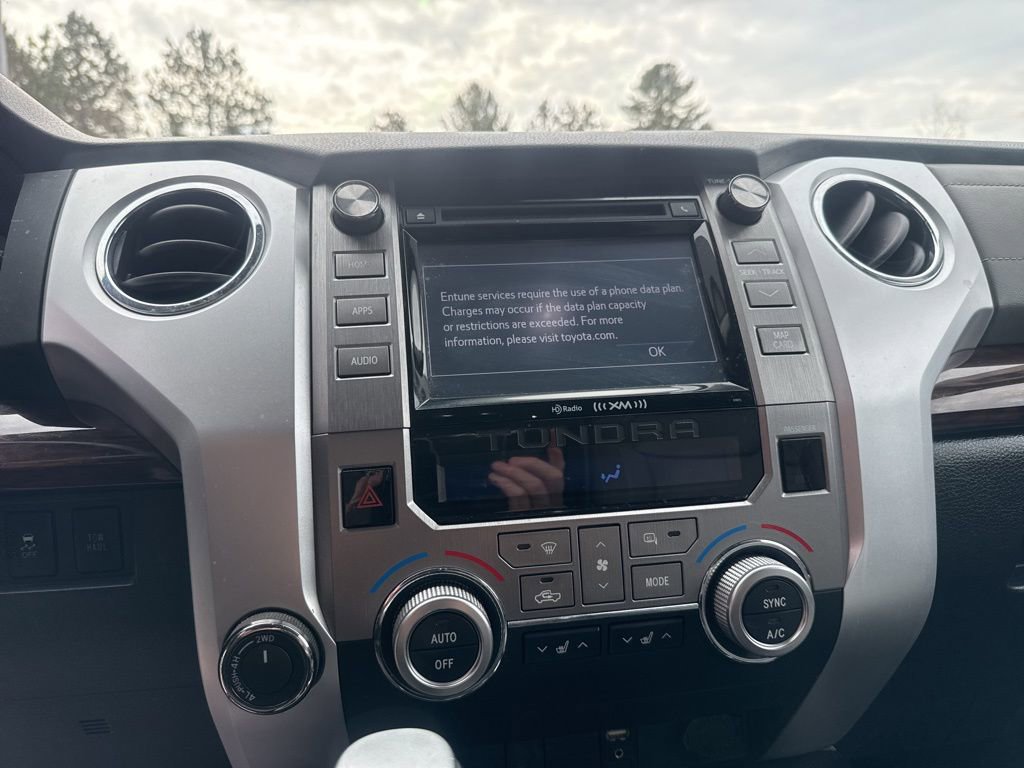 Used 2014 Toyota Tundra Limited w/ Limited Premium Package image 16