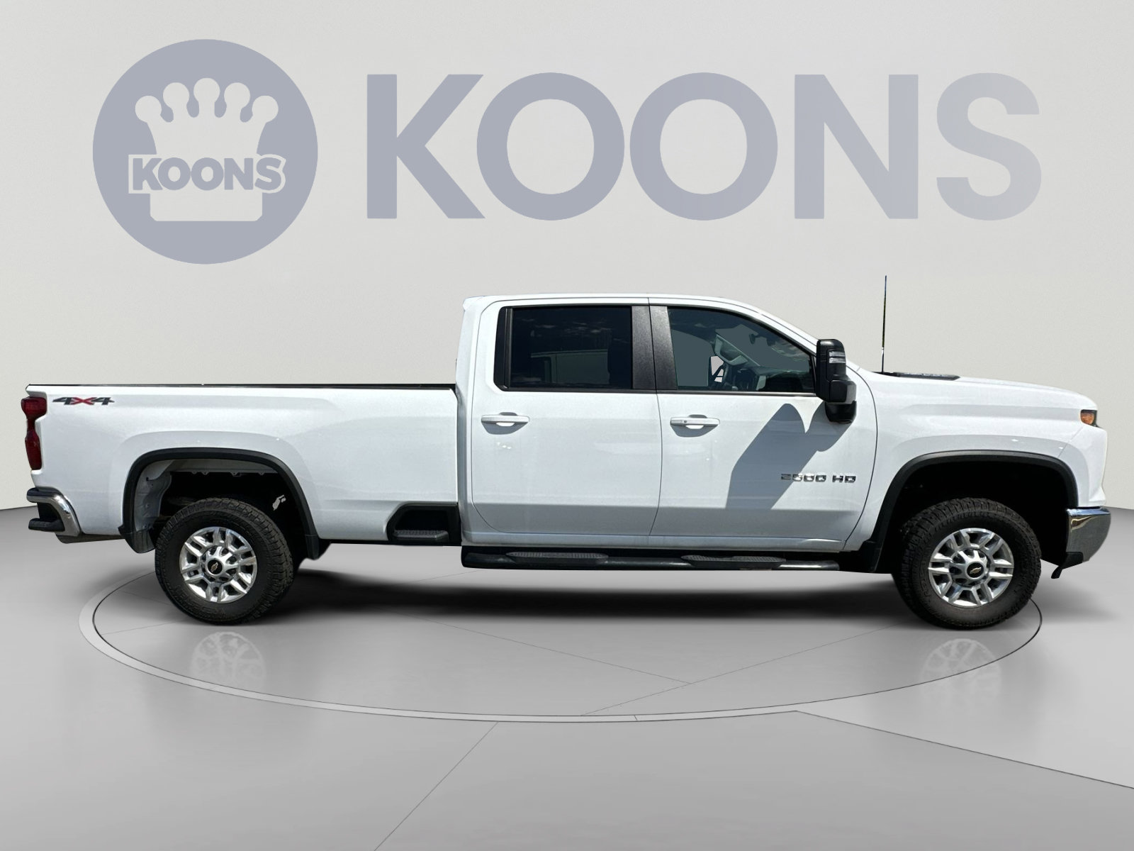 Used 2025 Chevrolet Silverado 2500 LT w/ Convenience Package AWD/4WD image 8