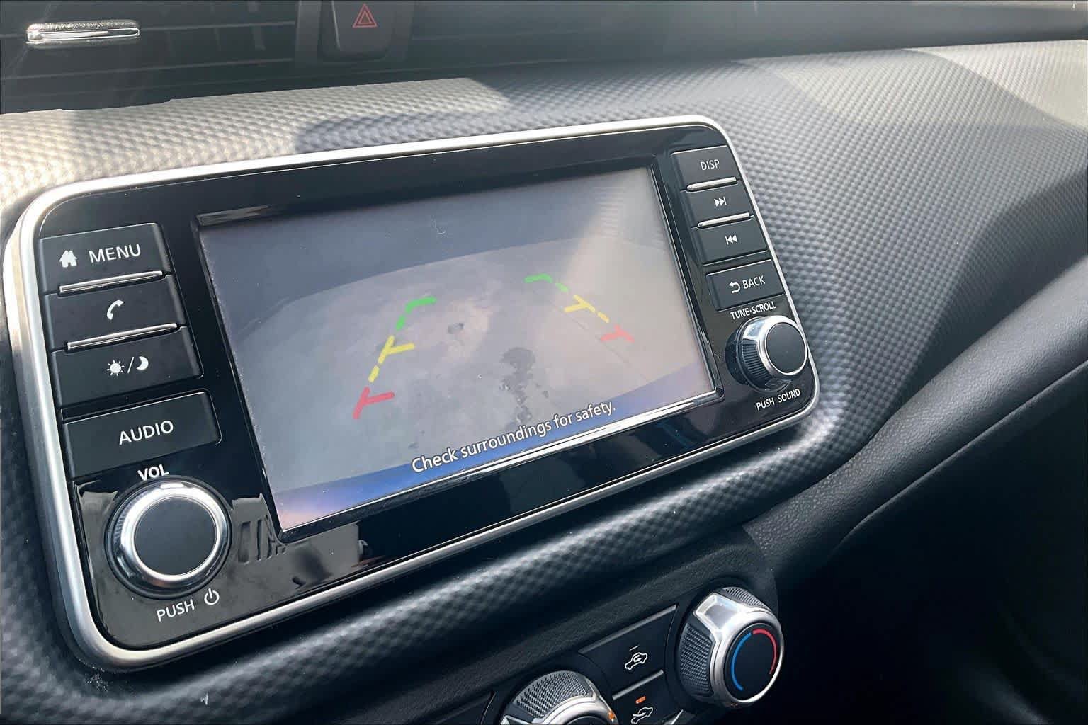 Used 2022 Nissan Kicks S FWD image 27