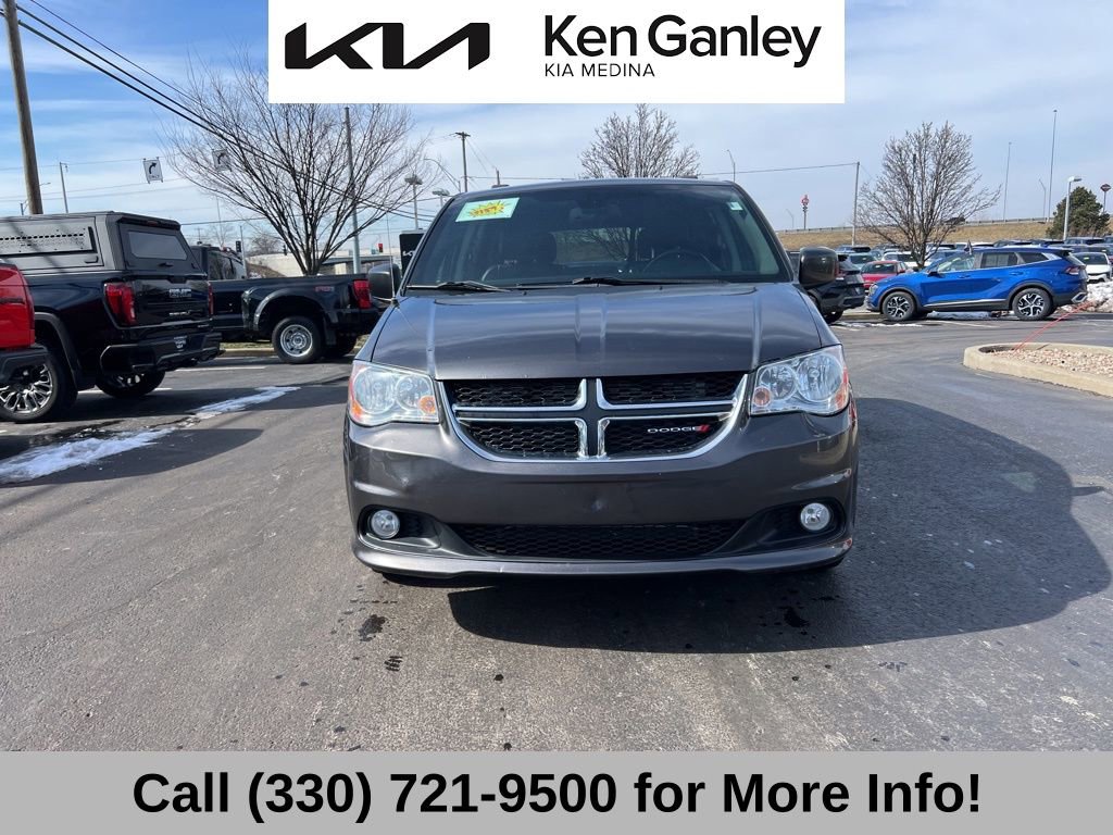 Used 2020 Dodge Grand Caravan SXT image 3