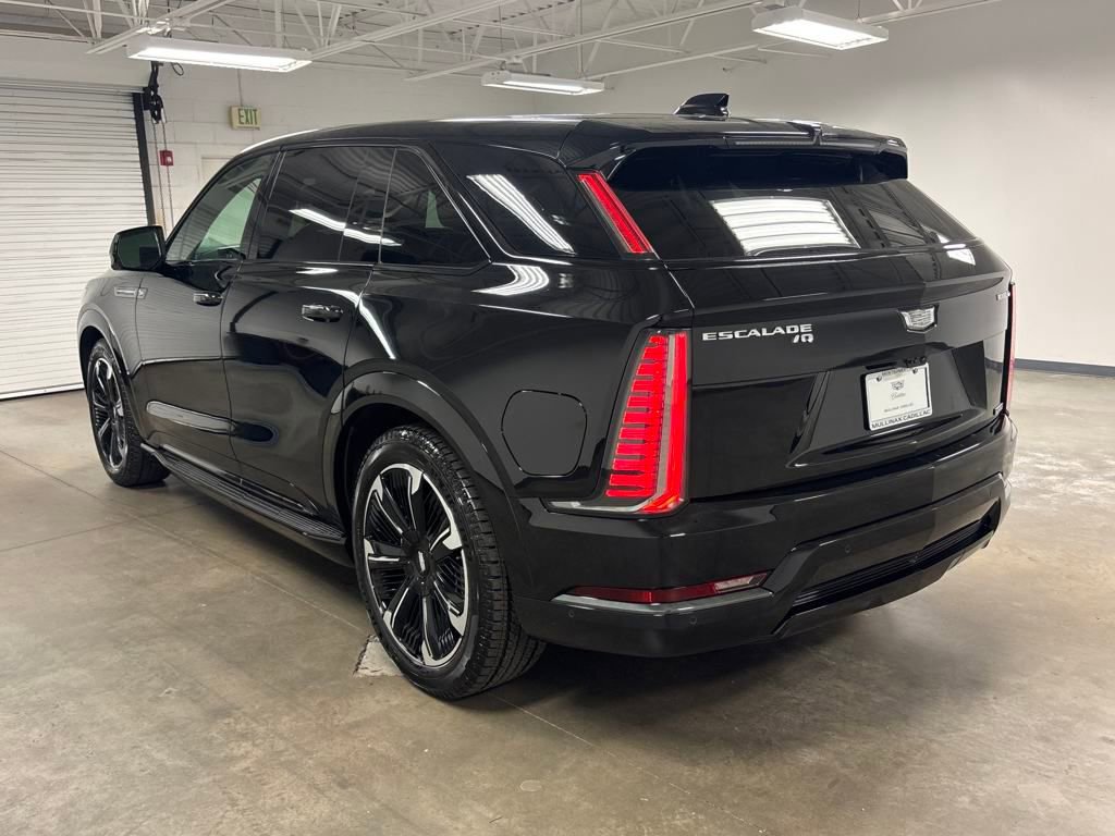 New 2025 Cadillac Escalade IQ Sport 2 image 15