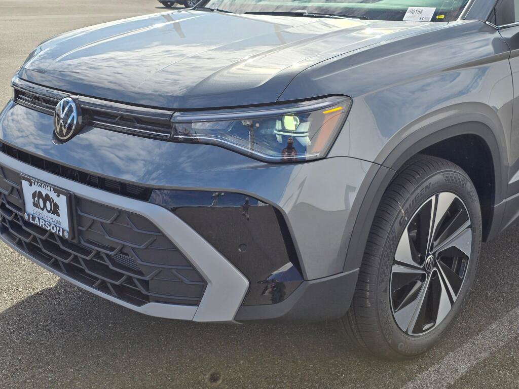 New 2026 Volkswagen Taos SE AWD/4WD image 9