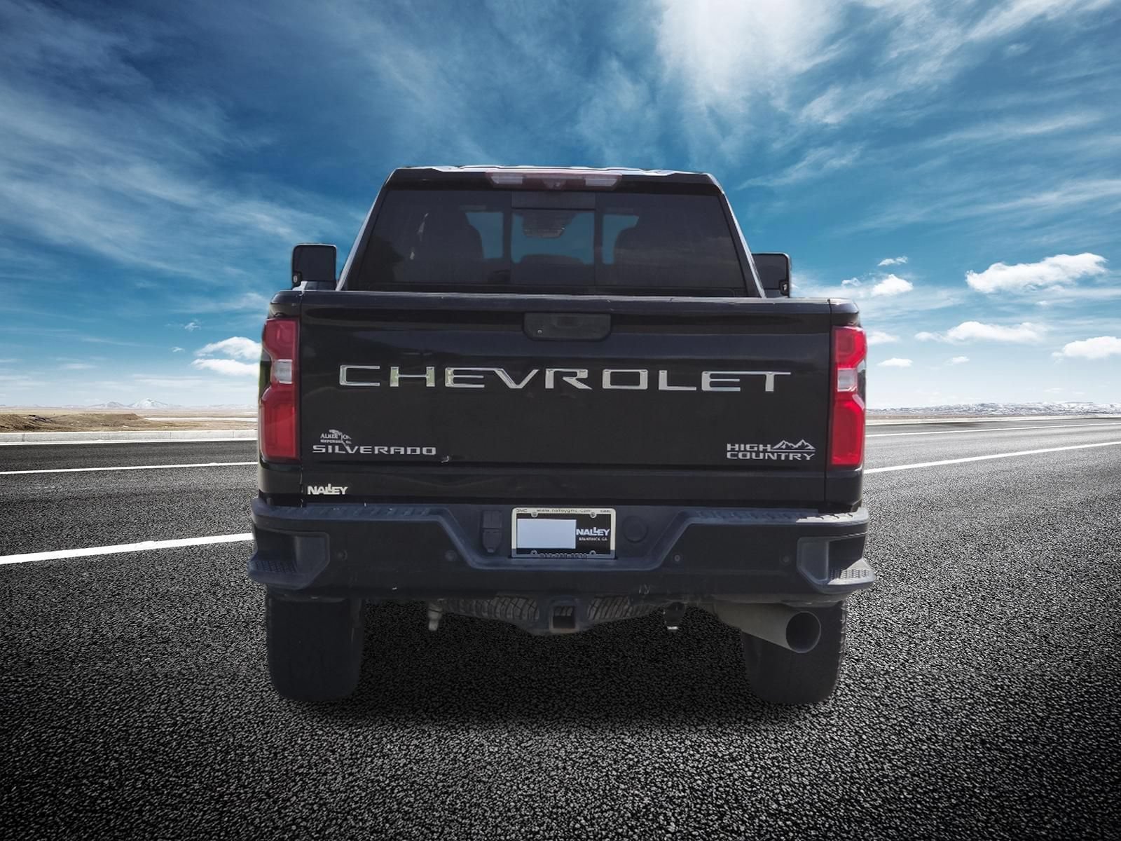 Used 2020 Chevrolet Silverado 2500 High Country w/ Technology Package AWD/4WD image 20