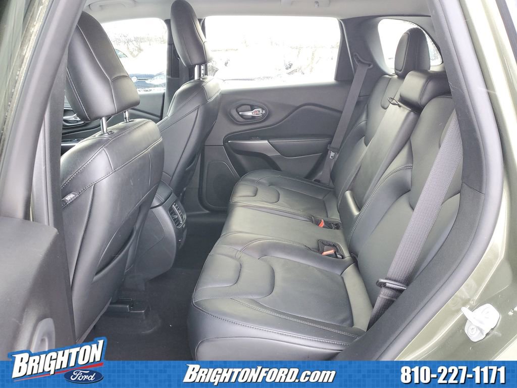 Used 2021 Jeep Cherokee Latitude Lux w/ Comfort/Convenience Group image 12