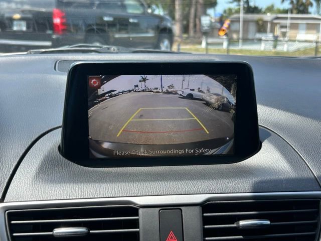 Used 2018 MAZDA MAZDA3 Sport w/ Preferred Equipment Package image 23