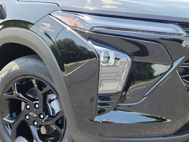 New 2026 Chevrolet Trax LT w/ Driver Confidence Package FWD image 9