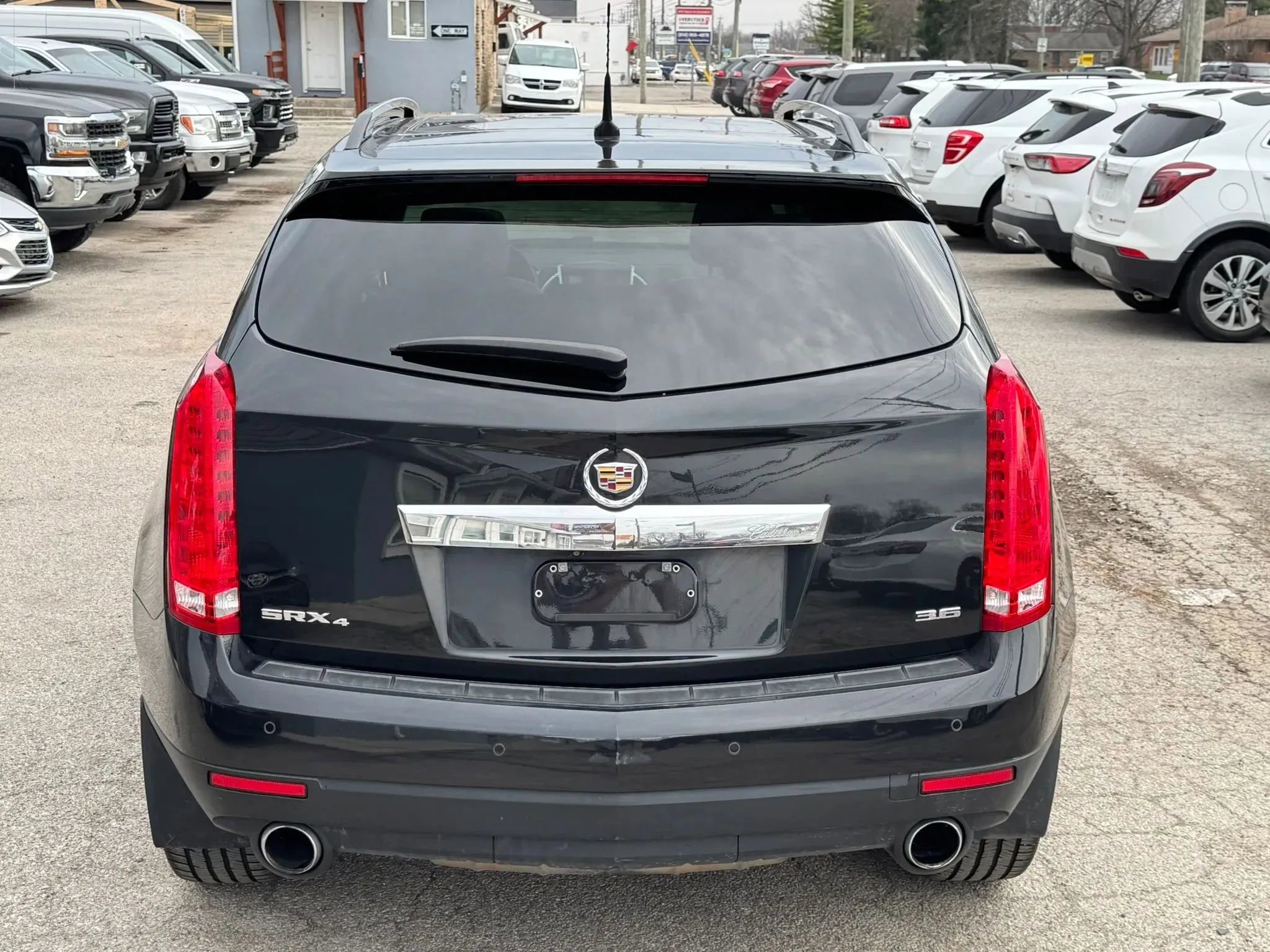 Used 2014 Cadillac SRX Premium image 4