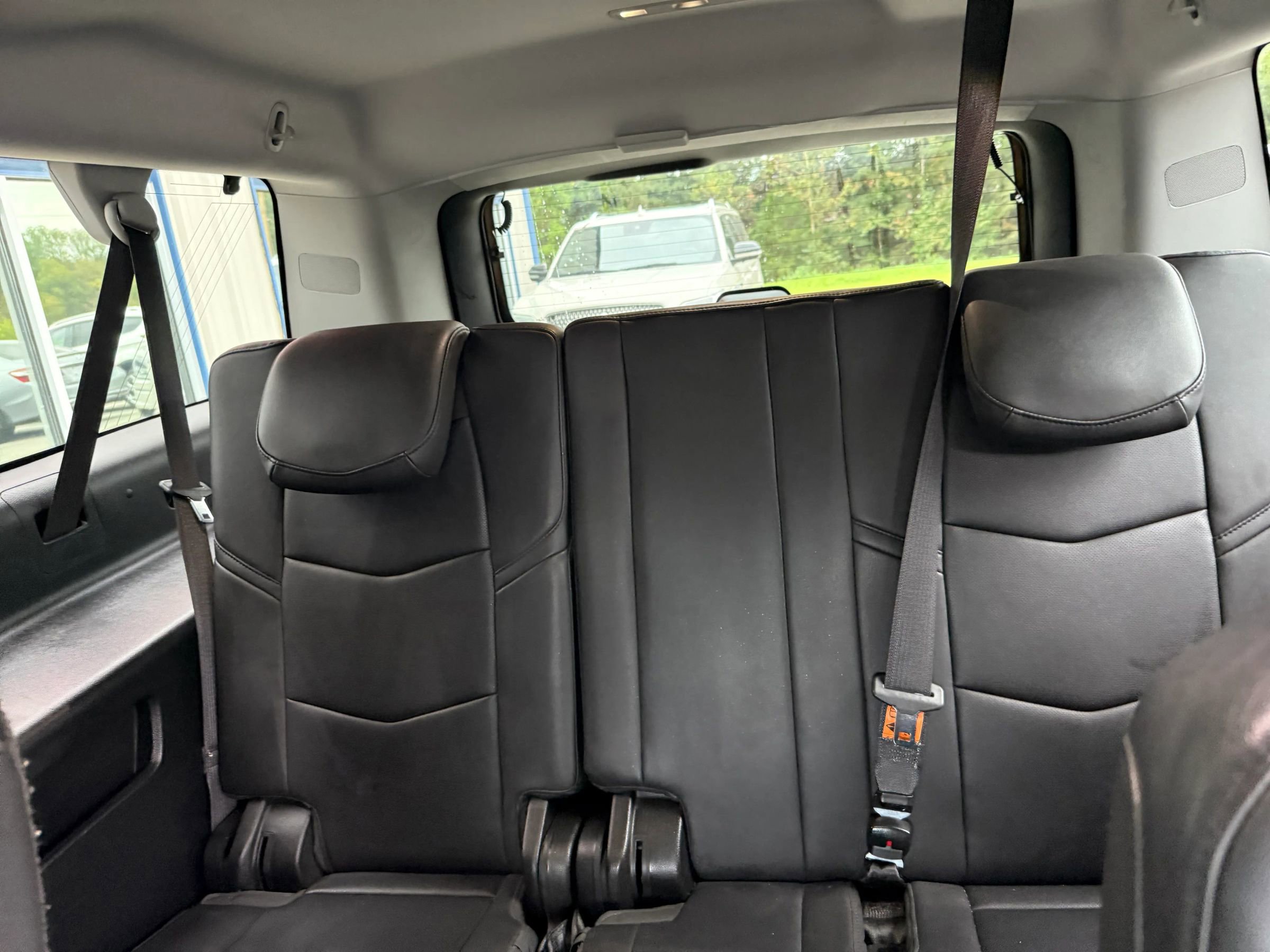 Used 2020 Cadillac Escalade ESV Luxury image 33