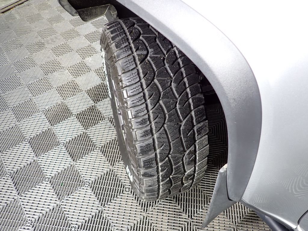 Used 2019 Chevrolet Colorado ZR2 w/ LPO, Premium Interior Package image 37