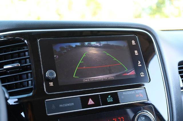 Used 2019 Mitsubishi Outlander SE AWD/4WD image 14