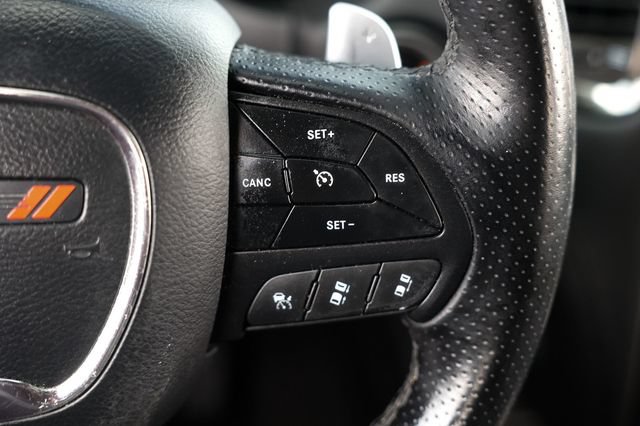 Used 2020 Dodge Durango R/T w/ Technology Group RWD image 32