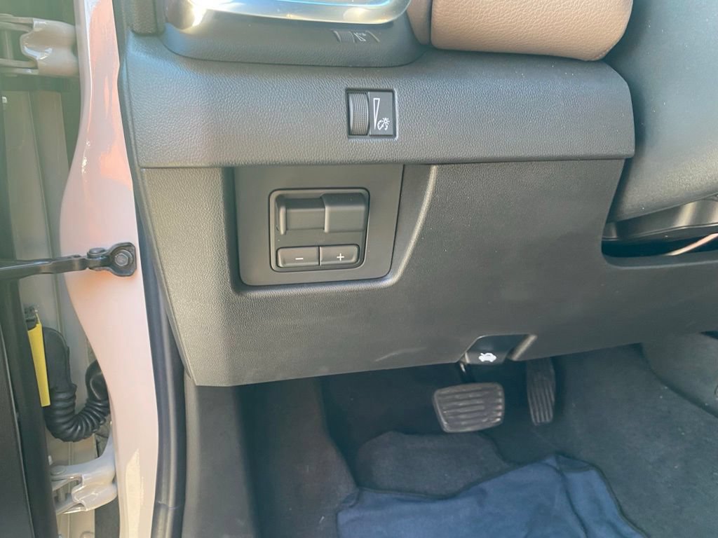 Used 2026 GMC Canyon Denali AWD/4WD image 18