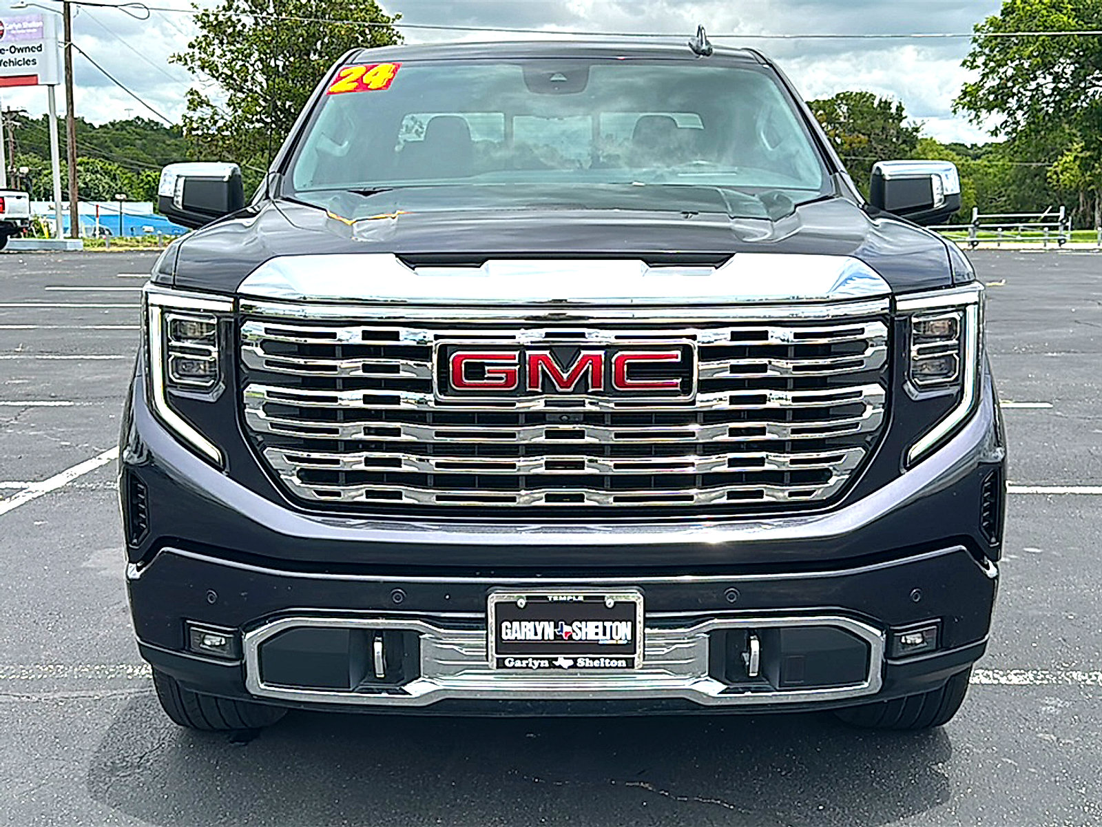Used 2024 GMC Sierra 1500 Denali w/ Denali Reserve Package RWD image 11