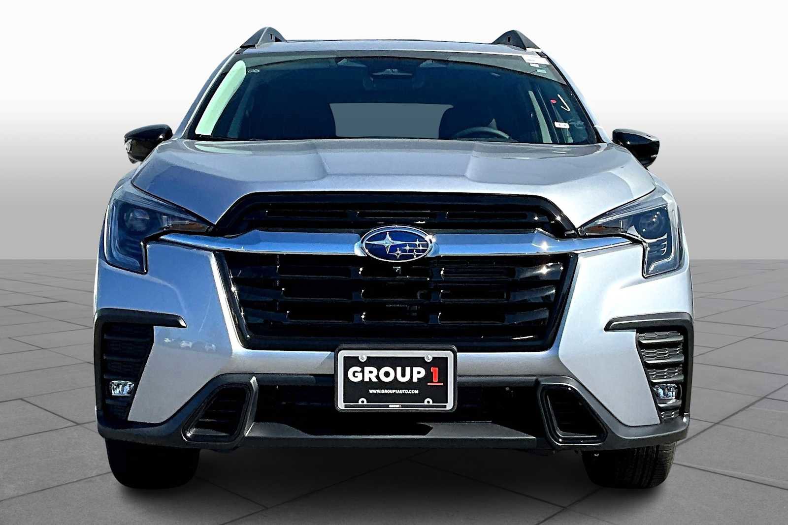New 2025 Subaru Ascent Limited image 3
