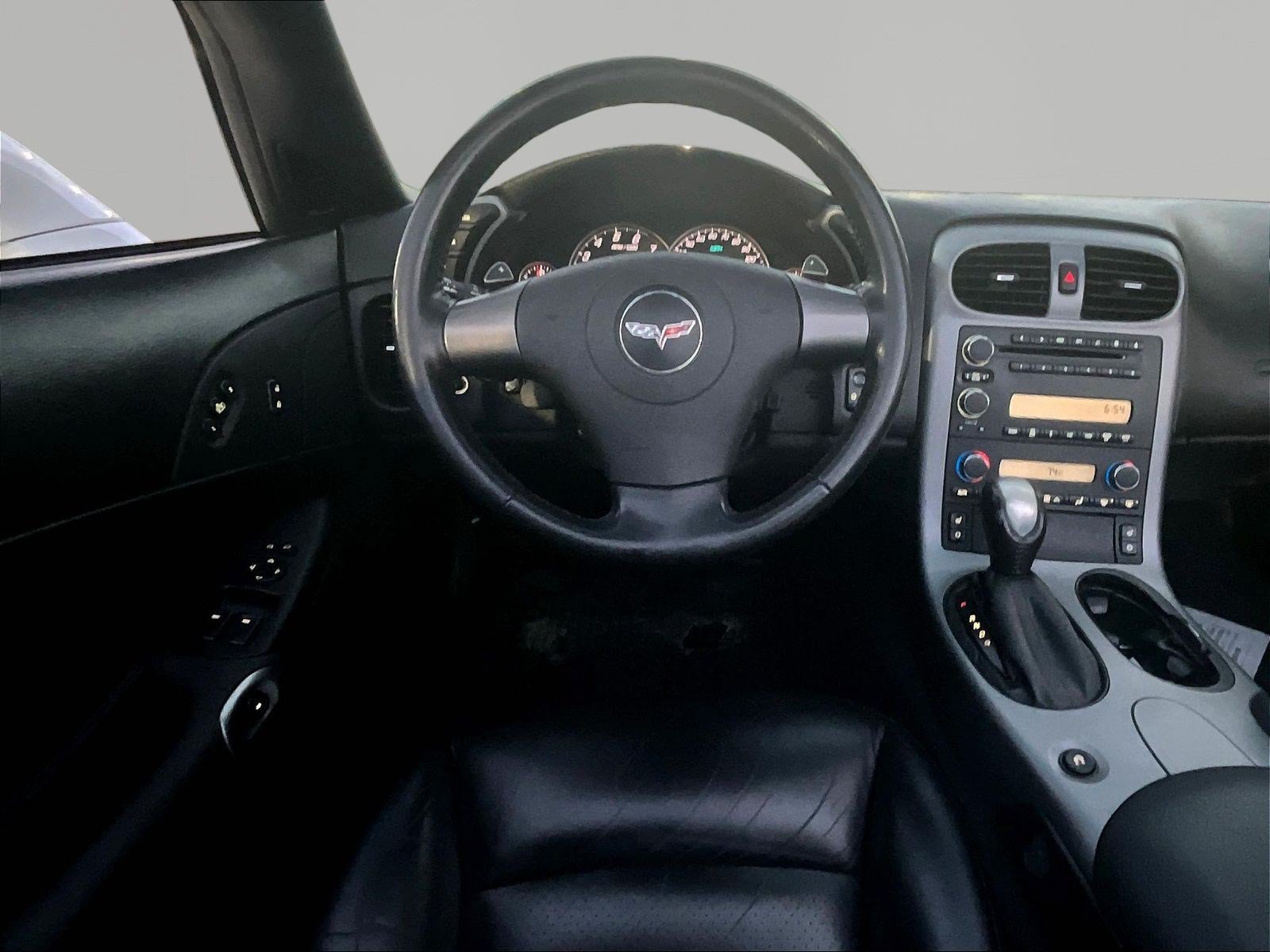 Used 2006 Chevrolet Corvette Convertible w/ Preferred Equipment Group RWD image 8