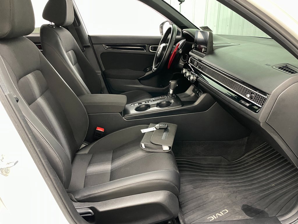 Used 2025 Honda Civic Sport image 33