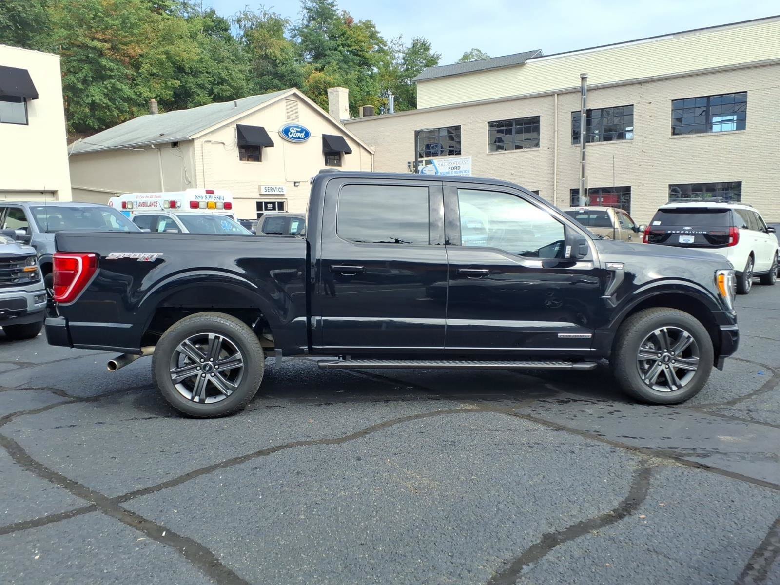 Certified 2023 Ford F150 XLT w/ Equipment Group 302A High AWD/4WD image 4