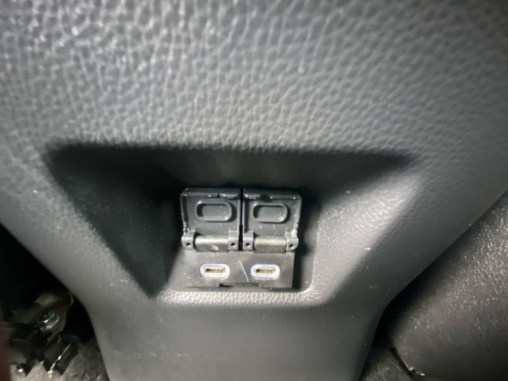 Used 2024 Toyota RAV4 XLE AWD/4WD image 29