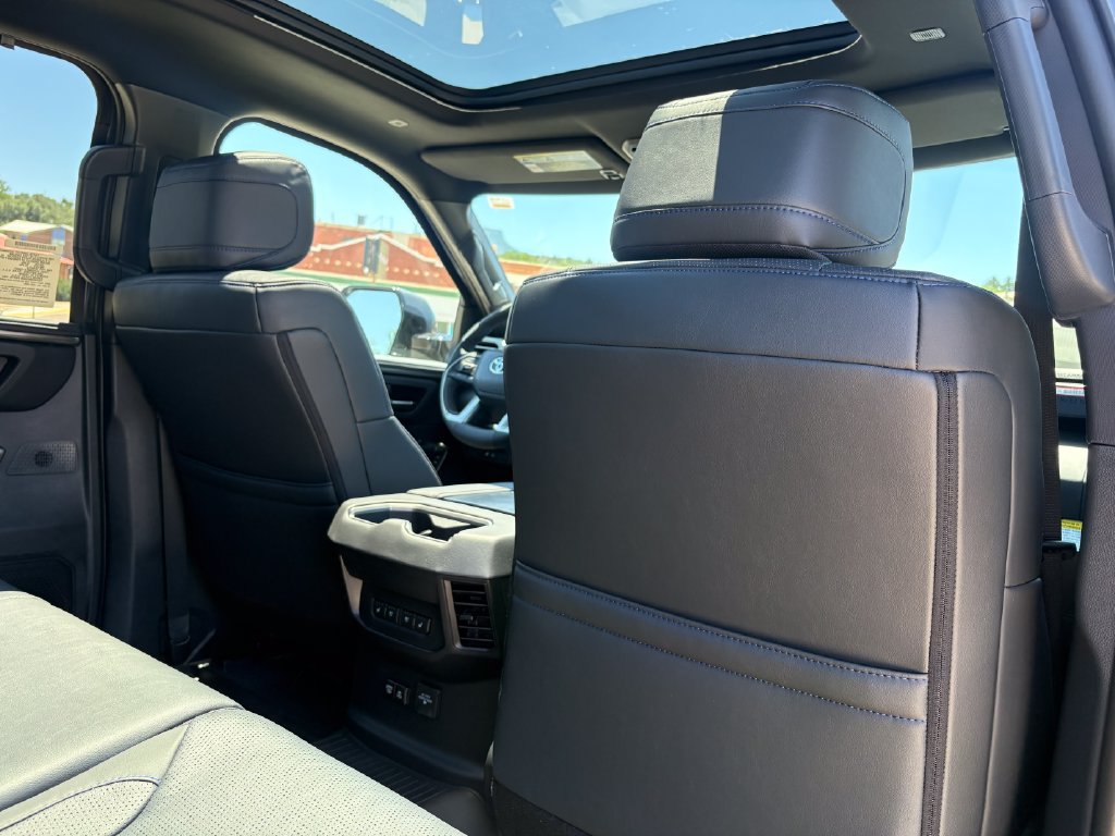 New 2026 Toyota Tundra Platinum w/ TRD Off-Road Package AWD/4WD image 15